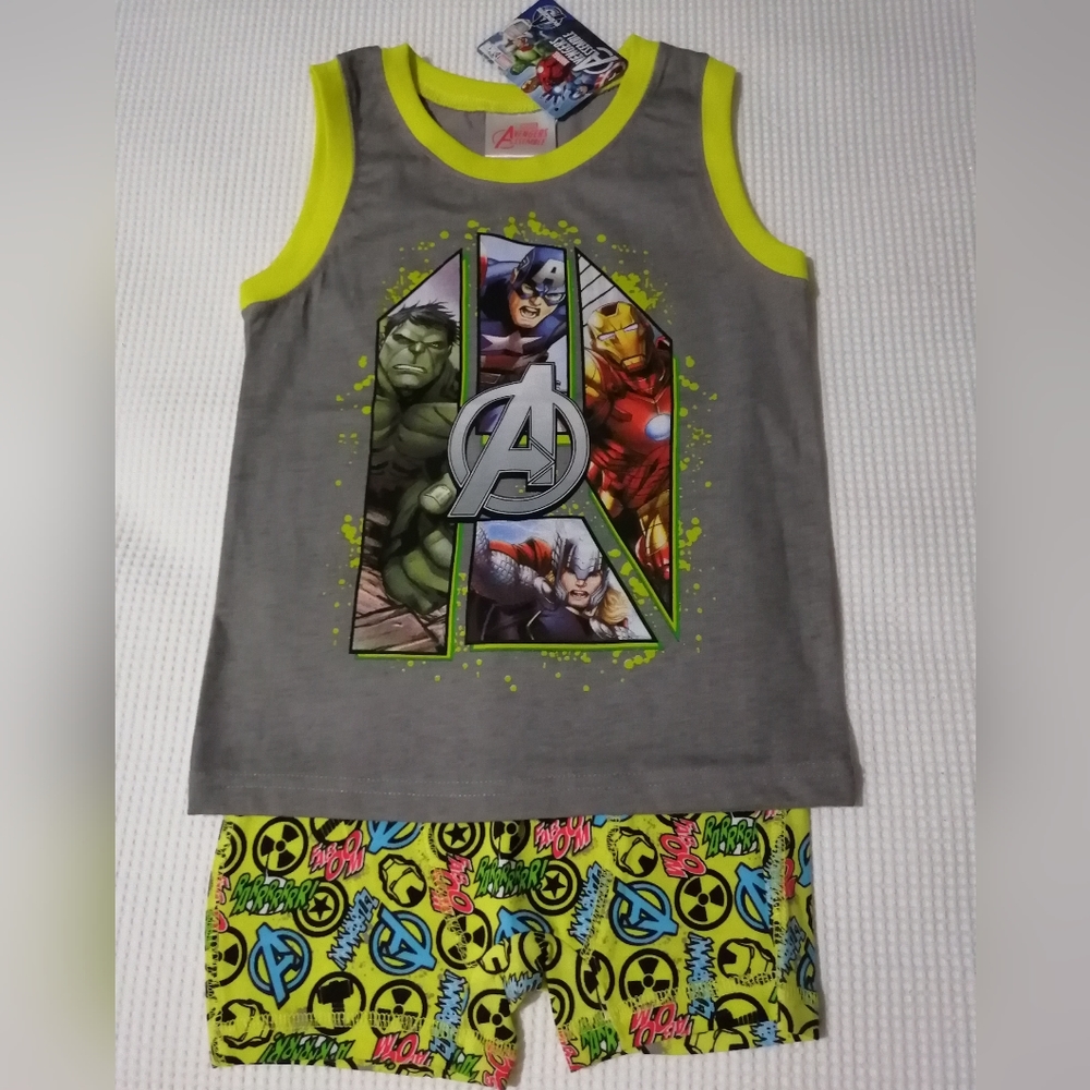 🔥SALE🔥 Avengers Hulk Captain America Ironman 2 Pc Pajamas Set NWT Sz 5, 6X